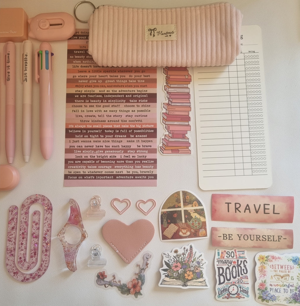 Estetyczny zestaw do scrapbookingu