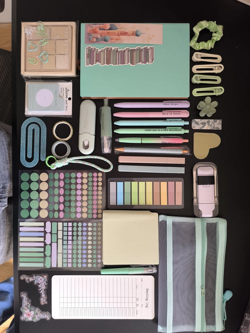Zestaw "Aesthetic Biology Studying Set"